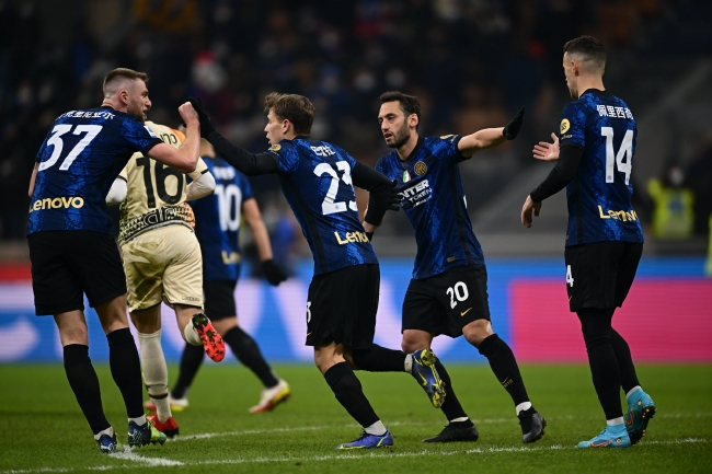 深夜聊天室：《黑神话》评分解禁你怎么看？