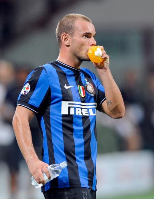 [德甲]31岁凯恩夺职业生涯首冠 加盟拜仁两年终问鼎德甲