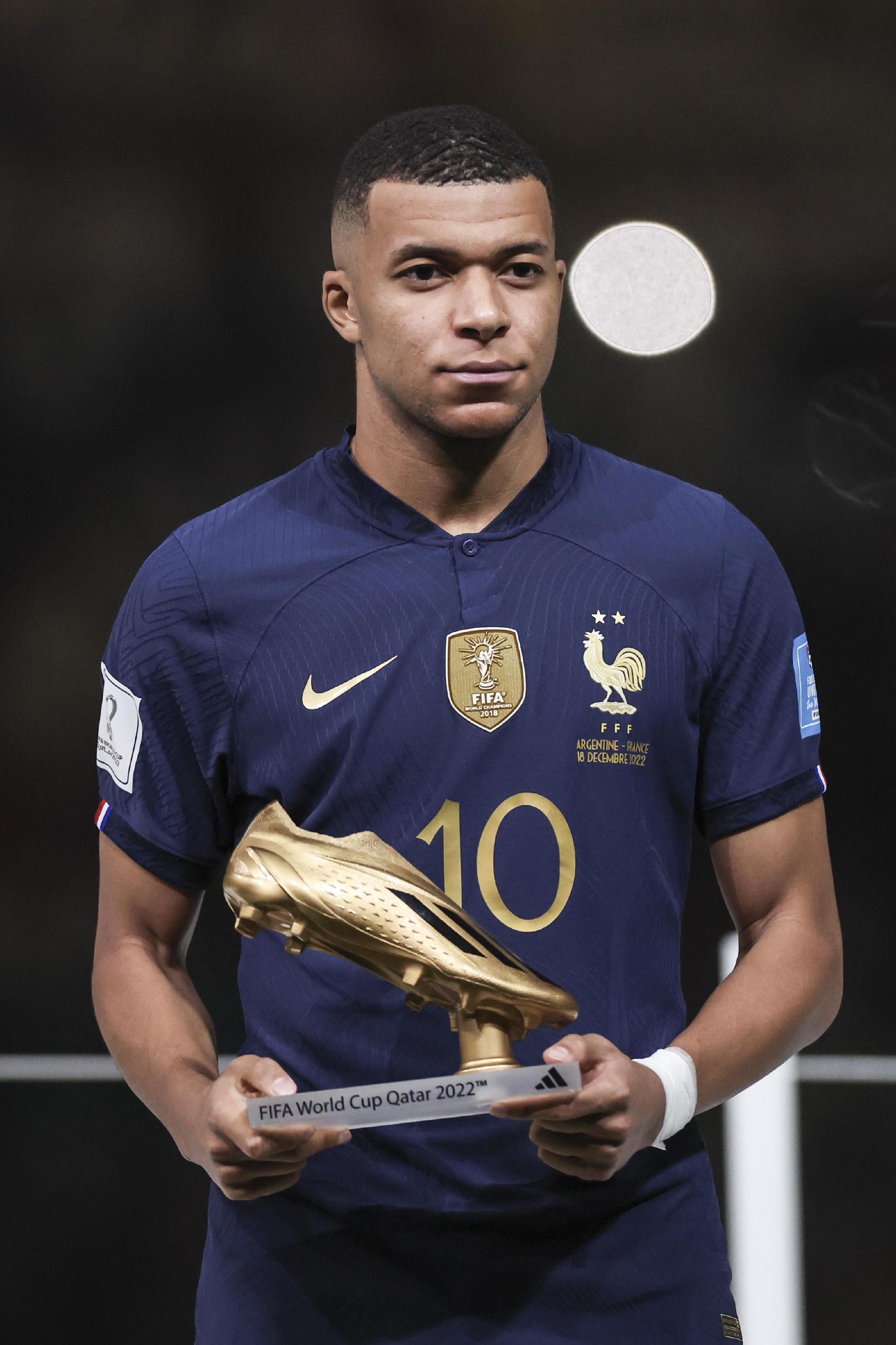 周三014德甲前瞻：拜仁携争冠压力客场攻坚，科隆主场绝境求生拼心理韧性