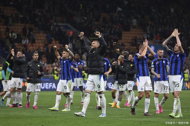 欧冠：拜仁三球横扫里昂