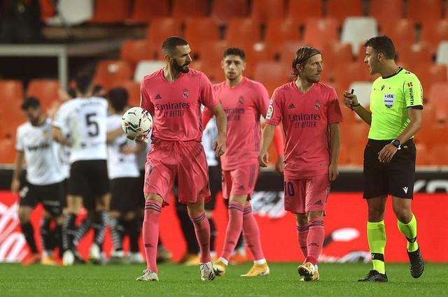 《高达钢铁之诗》五一福利揭晓！逆A高达携欢乐盛典空降战场前线