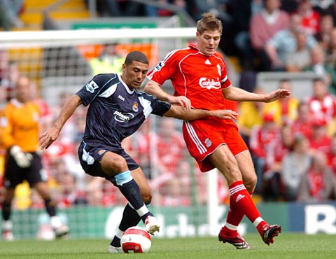 拉菲尼亚梅开二度，巴萨逆转皇马夺西超杯冠军